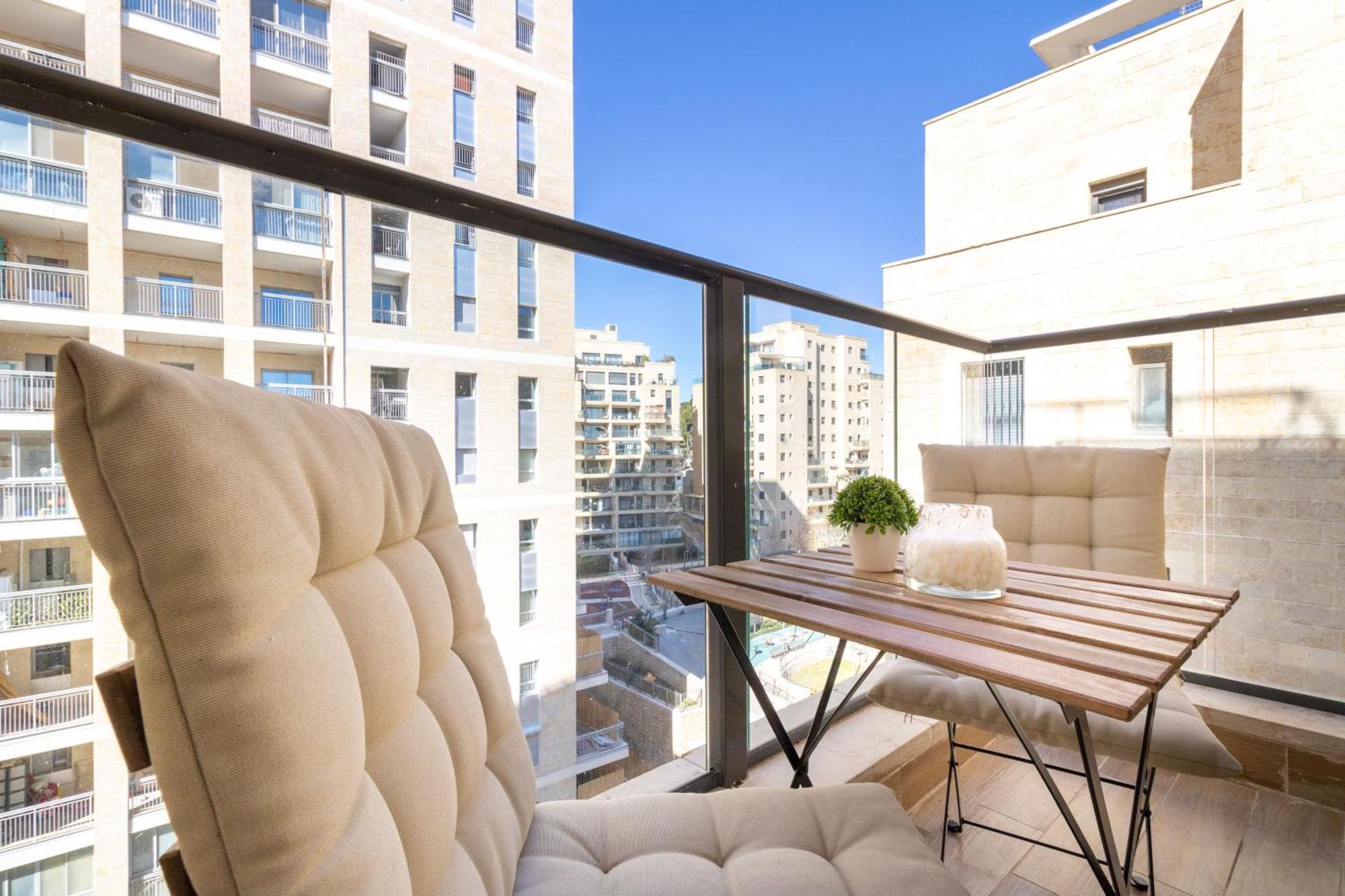 Luxury 4 Bedroom With Amazing View In Ramat Sharet Bayt Vegan เยรูซาเลม ภายนอก รูปภาพ