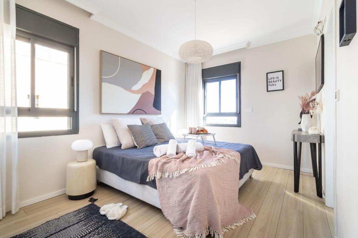 Luxury 4 Bedroom With Amazing View In Ramat Sharet Bayt Vegan เยรูซาเลม ภายนอก รูปภาพ