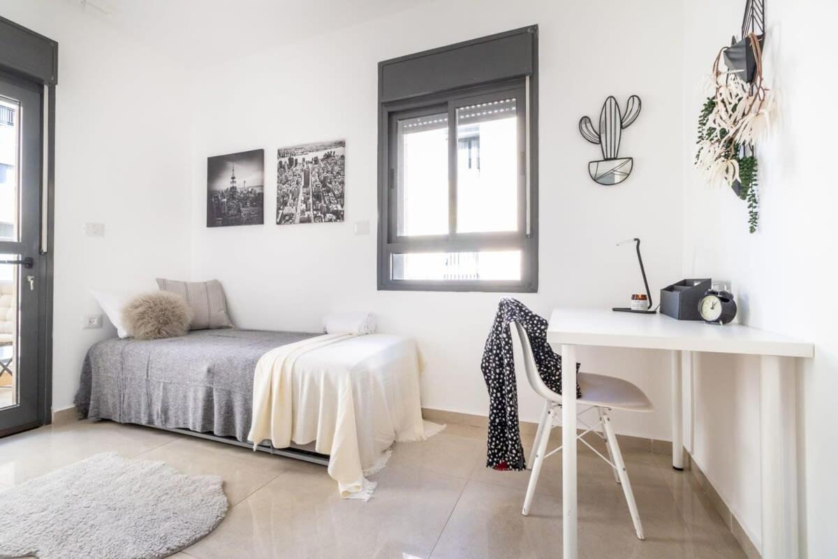 Luxury 4 Bedroom With Amazing View In Ramat Sharet Bayt Vegan เยรูซาเลม ภายนอก รูปภาพ