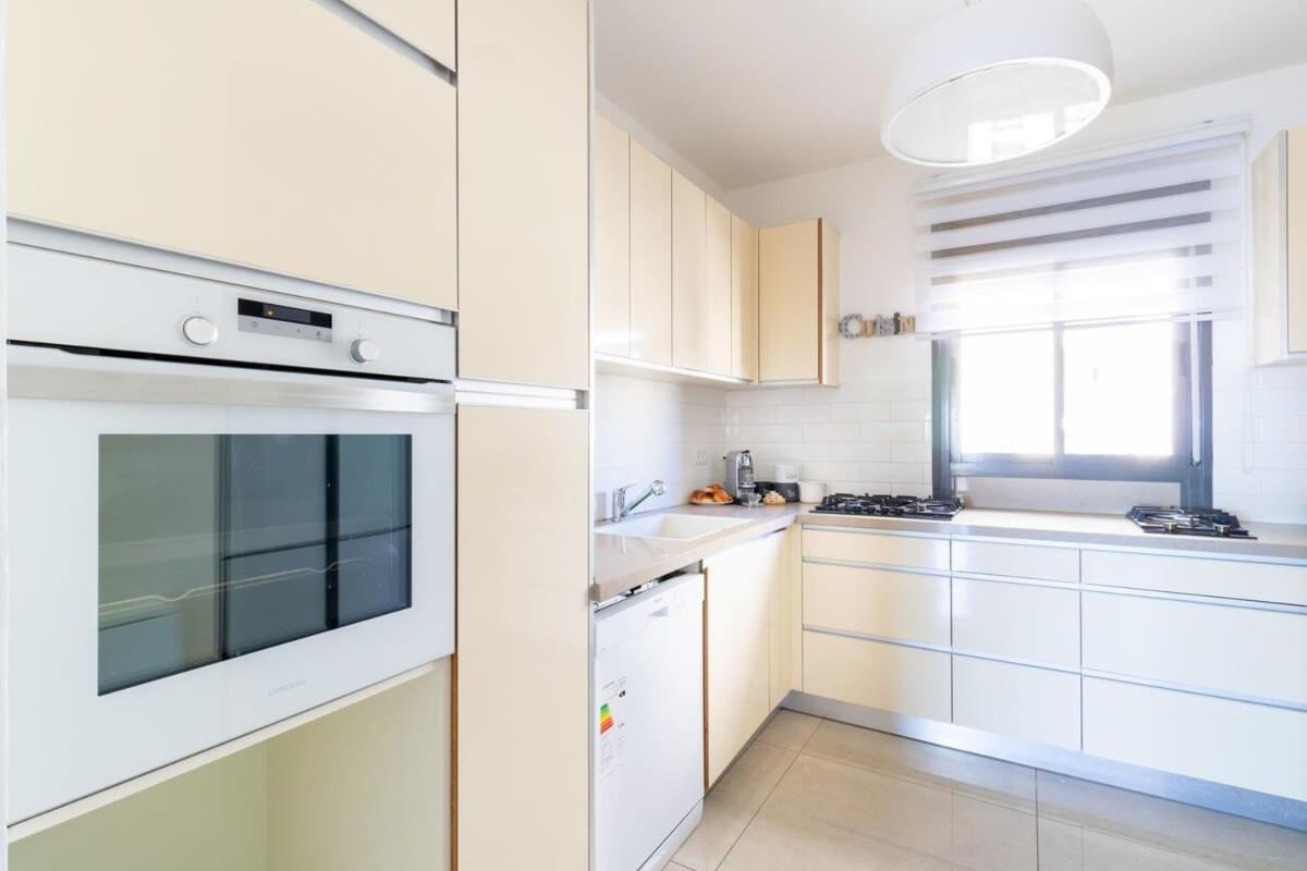 Luxury 4 Bedroom With Amazing View In Ramat Sharet Bayt Vegan เยรูซาเลม ภายนอก รูปภาพ